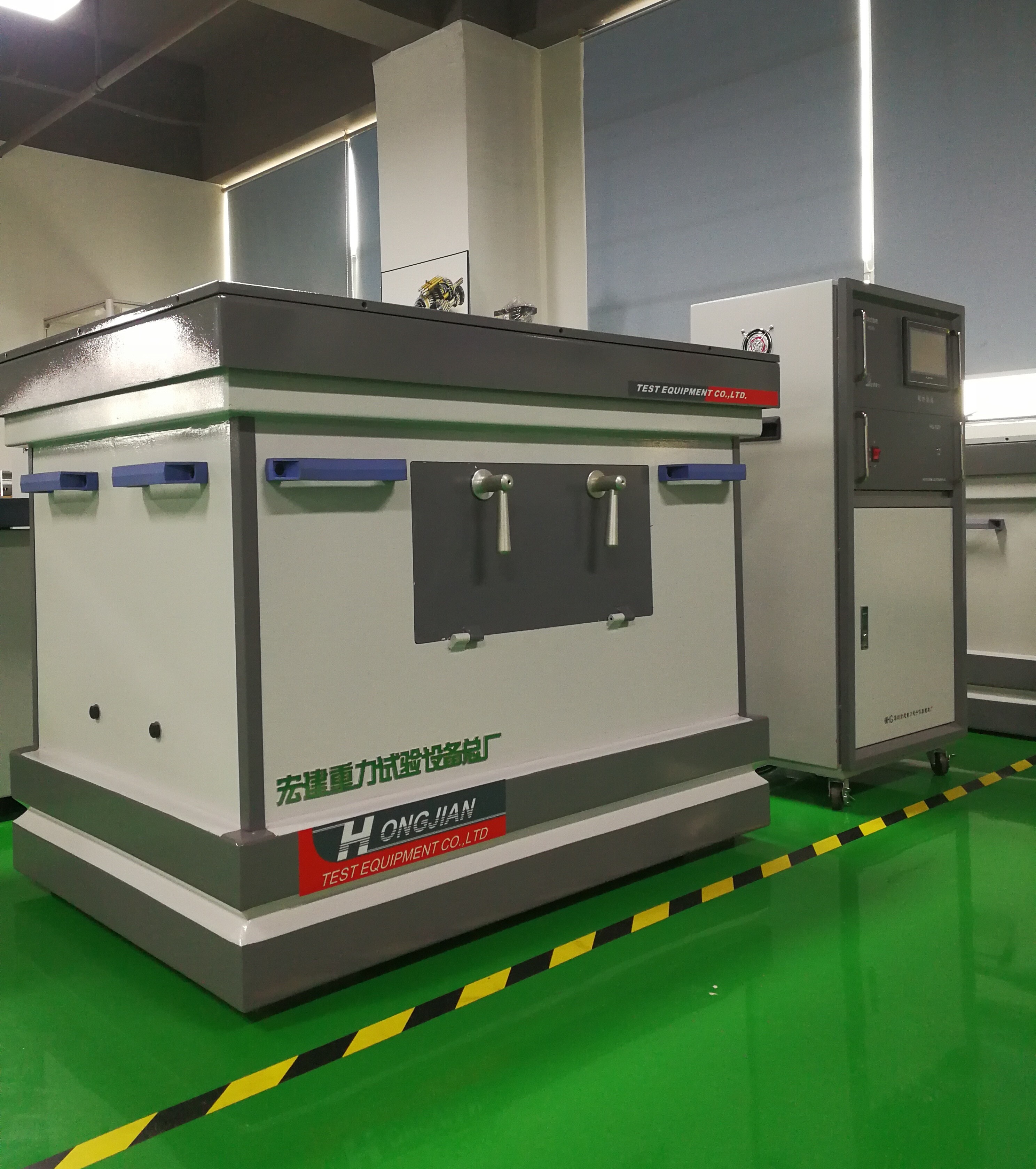 HG-70ZY 垂直\水平（三圍）機械振動臺